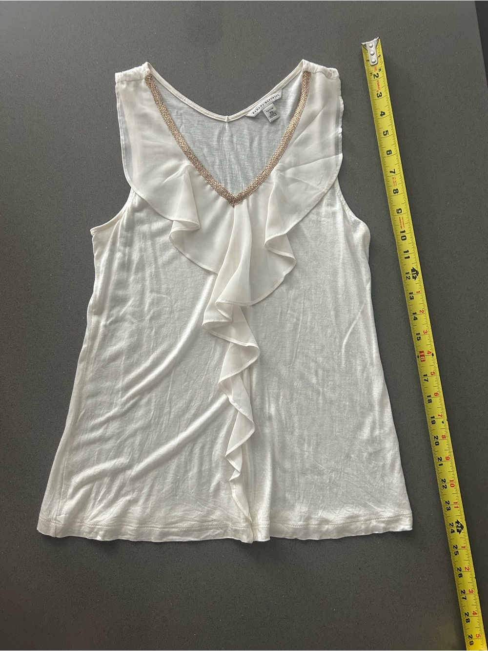 Banana Republic White Ruffle V-Neck Tank Top Size Petite XS…